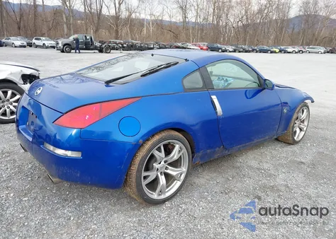 2005 Nissan 350Z Touring from USA, damaged, VIN JN1AZ34D45M609118